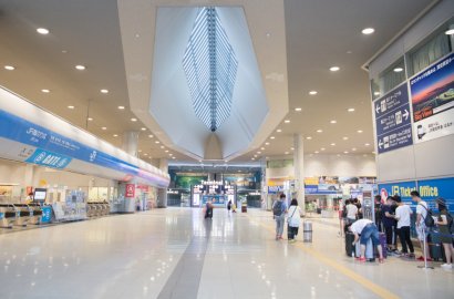 日本政府將允許私費留學生，外籍家屬特例入境？